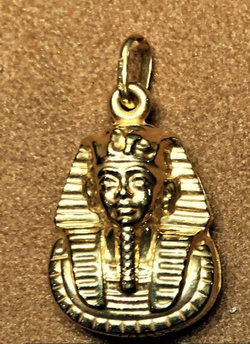 9K solid  9 carat Gold , stunning imported pendant   King TUT charm