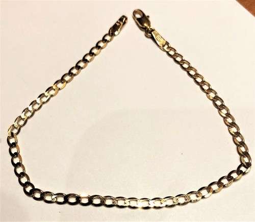 9K/ 9  carat solid Yellow  Gold,imported flat curb   bracelet -----------  cm 19 Long