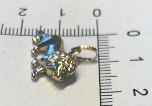 9K solid 9 carat Gold- stunning imported charm -Lion
