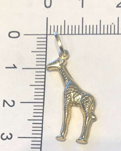 9K solid 9 carat Yellow Gold- stunning imported charm - Giraffe