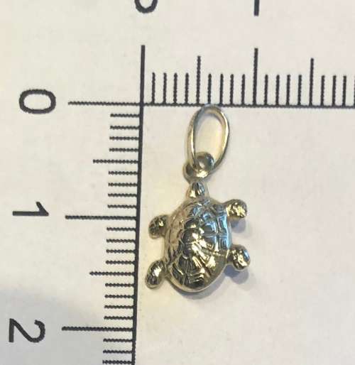 9K/ solid 9 carat yellow Gold , stunning imported charm - Tortoise -Turtle
