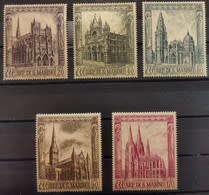 San Marino - year 1967 unmounted 5 val -complete set MNH- Cathedrals