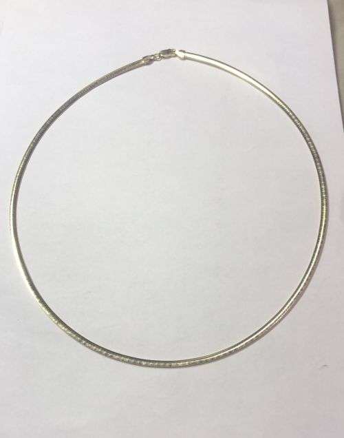 9k solid 9 carat Gold --- imported Flat yellow omega Necklace ---- cm 40 long --- 2.0 mm. wide