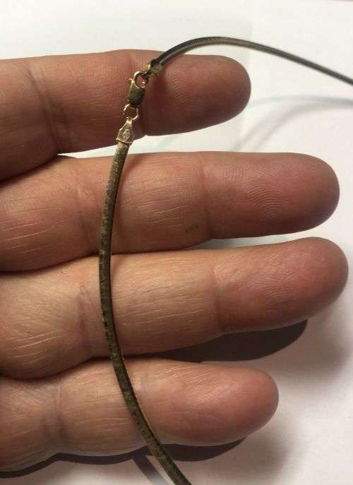 9k solid 9 carat Gold --- imported Flat yellow omega Necklace ---- cm 40 long --- 2.0 mm. wide