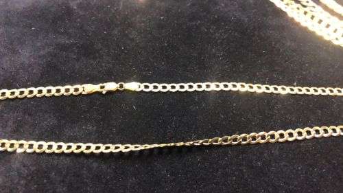 9k genuine,solid 9 carat Yellow Gold, Gents necklace cm 60 x 5 mm .wide