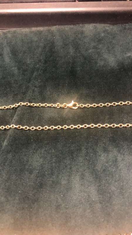 18kt/18 carat solid yellow Gold - -2.5 mm wide Millgrain anchor link ---- necklace is cm 45 long