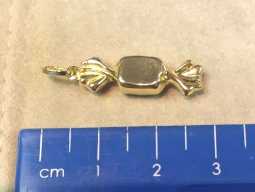 9K / solid 9 carat Gold , stunning imported charm -Toffee sweet