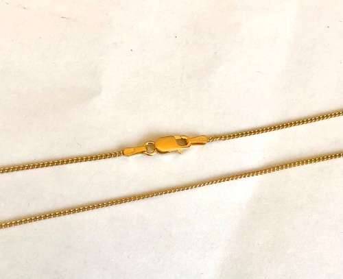 genuine 9 carat ----Imported Fine Gold Curb necklace ---- cm 42 ---clearance item