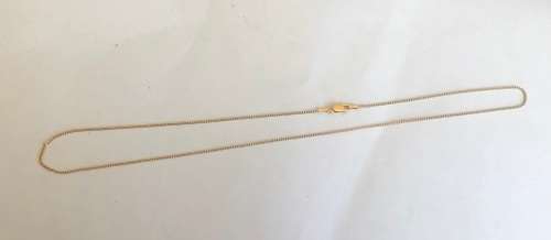 genuine 9 carat ----Imported Fine Gold Curb necklace ---- cm 42 ---clearance item