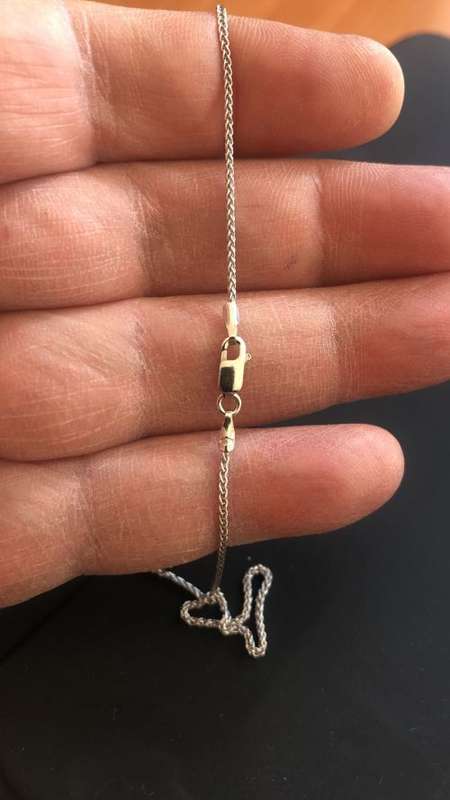 9k solid 9 carat white Gold --- imported Round wheat link Necklace --cm 38 x 1.0 mm. wide