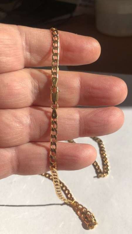 9k genuine,solid 9 carat Yellow Gold, square curb necklace---------- cm 60 long -- mm 2.7 wide