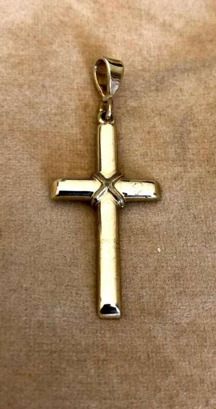 9K genuine 9 carat yellow Gold , imported Solid Cross ----40 x 15 mm