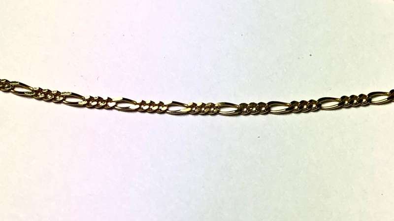 9k solid 9 carat Gold ----3/1 Link Figaro Anklet------- cm. 26 long ----1.5 mm. wide