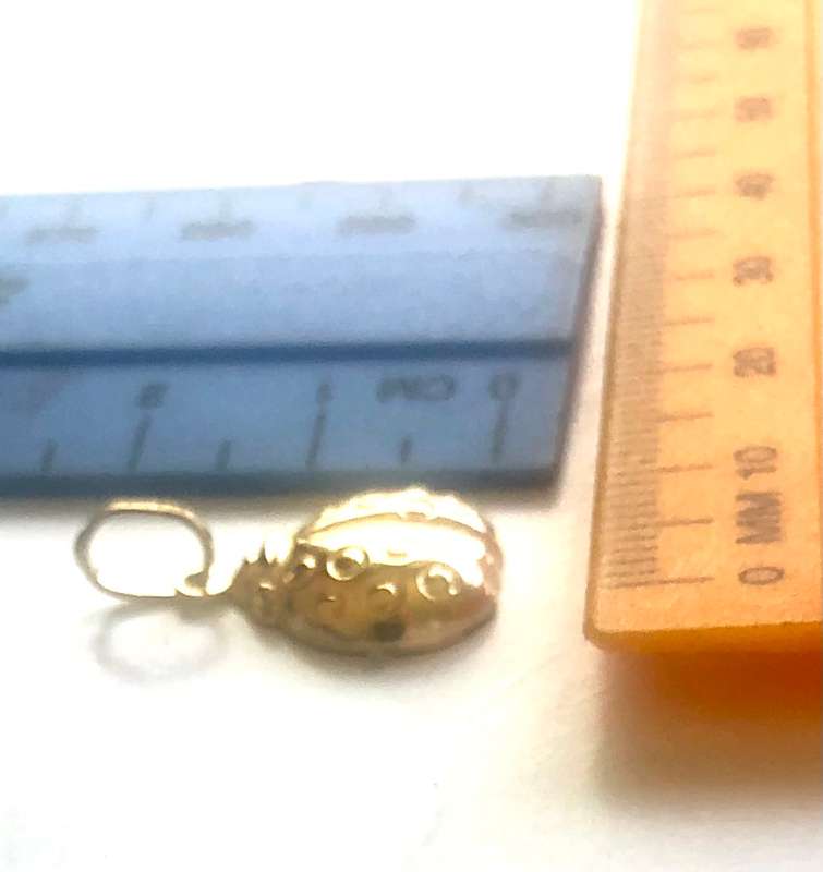 9K/solid 9 carat yellow Gold , stunning imported charm - Ladybird