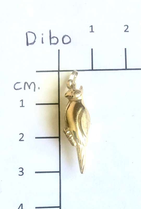 9K solid 9 carat yellow Gold , stunning imported charm -Parrot