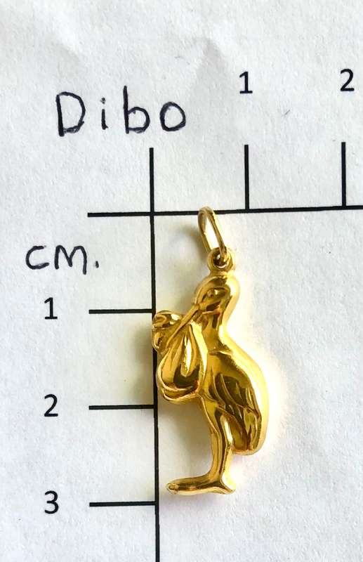 9K solid 9 carat yellow Gold , stunning imported charm -Stork with newborn baby