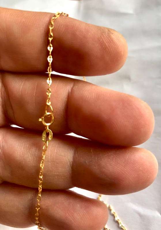 9k solid 9 carat Gold --- imported Flat gucci Necklace ---- cm 50 long ---