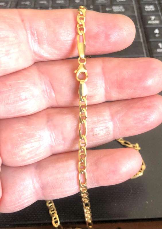 9k solid 9 carat Gold --Figarucci Link gents Necklace --- cm. 55 long ---- wide 3.3 mm.