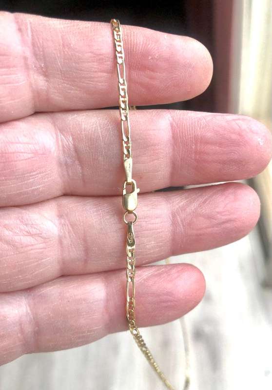 9k solid 9 carat Gold --Figarucci Link Necklace --- cm. 42 long ---- wide 2.0mm.