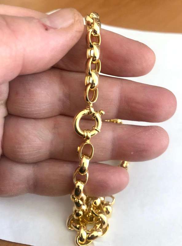 9k /solid 9 carat gold ---Yellow Oval oblong belcher link chain ----- long 50cm ----- 6.7 mm wide