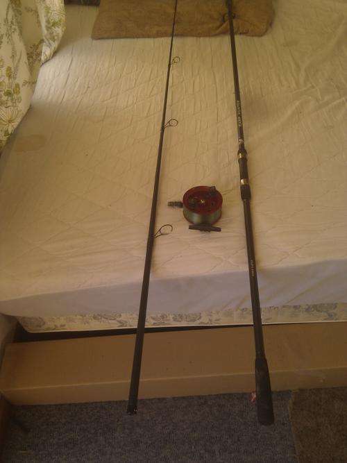 Sensation Carp Hunter 10.2' Rod and Magnum 101 Center cast reel