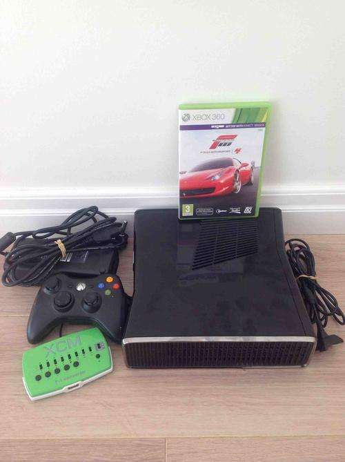 XBOX 360 S Console