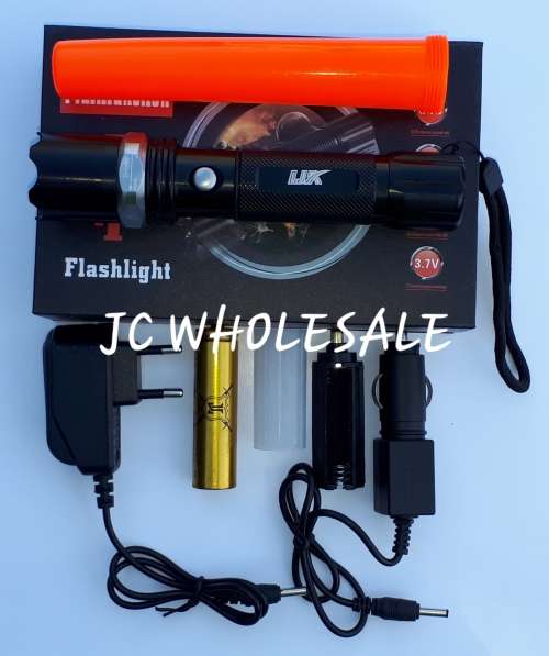 Zoomable Multifunction LED Flashlight Torch with Emergency wand