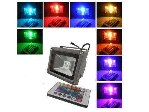 FLOODLIGHT WITH REMOTE 10W MULTI COLOURED