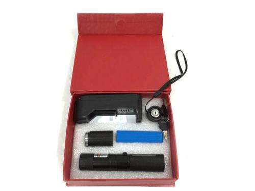 Laser pointer Green complete with battery and charger "Low Price"