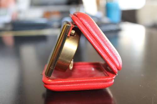 HELVECO Swiss Made in Genuine leather case