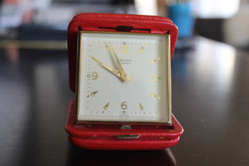 HELVECO Swiss Made in Genuine leather case