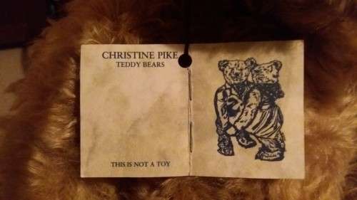 Teddy Bear - Christine Pike original - collector's item
