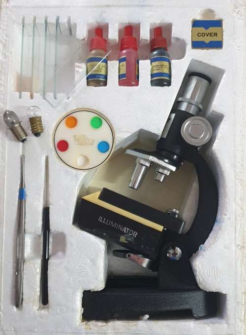 Vintage Microscope Lab Creative Science Illuminator 600X Student Microscope
