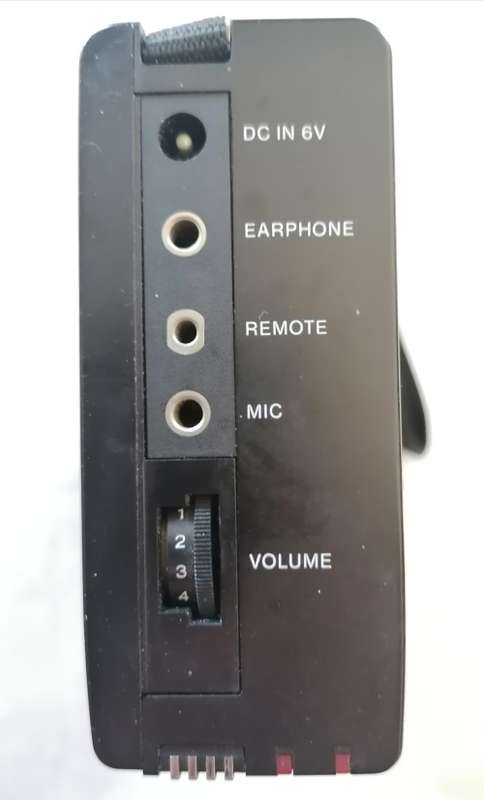 VINTAGE SONY CASSETTE - CORDER. MODEL: TCM-121 (CIRCA 1980`S) TAPE RECORDER/WALKMAN