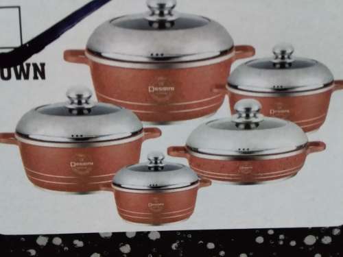 10 PCS NON-STICK AND DIE CASTING COOKWARE  SET MADE BY ITALY