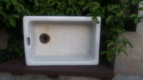 Twyford England laboratory sink