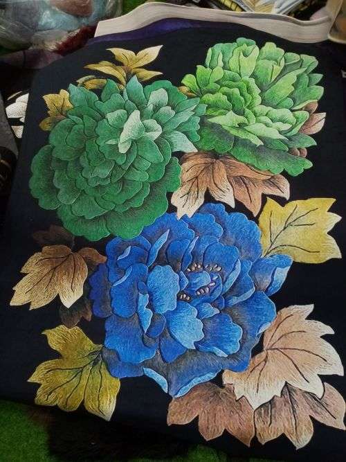 ABSOLUTELY BEAUTIFUL 3D CARPETS - VARIOUS DESIGNS SEE AUCTION