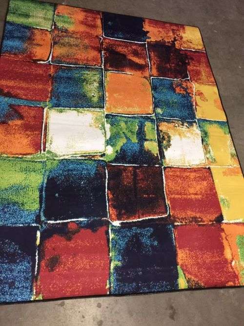 ABSOLUTELY BEAUTIFUL 3D CARPETS - VARIOUS DESIGNS SEE AUCTION