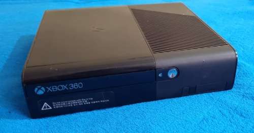 Broken Xbox 360 for Parts