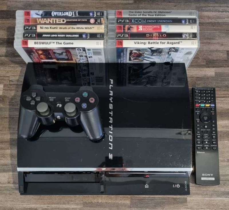 PS3 60GB Backwards Compatible Console + Controller + Remote + 10 Games