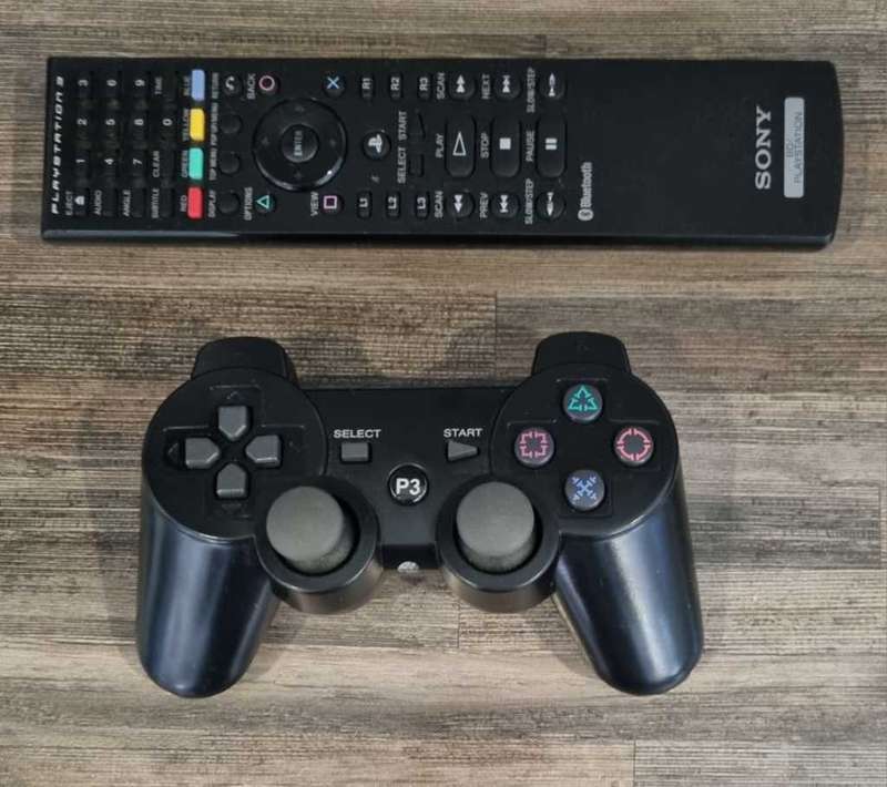 PS3 60GB Backwards Compatible Console + Controller + Remote + 10 Games