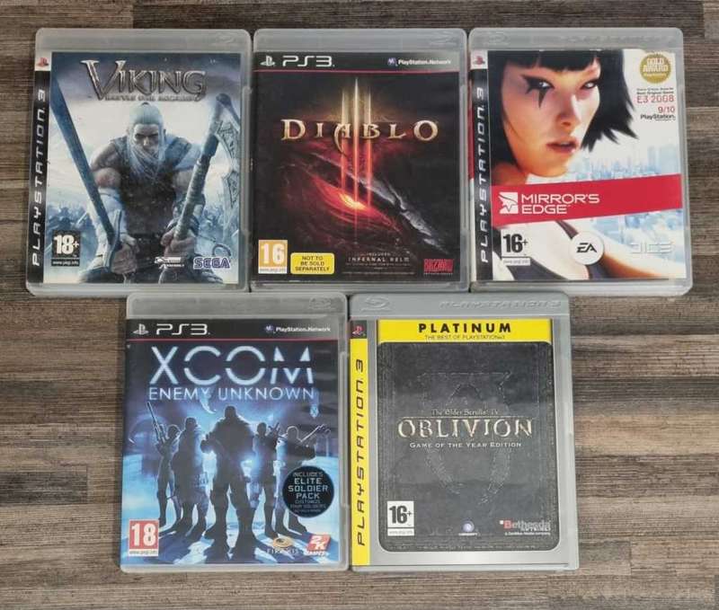 PS3 60GB Backwards Compatible Console + Controller + Remote + 10 Games