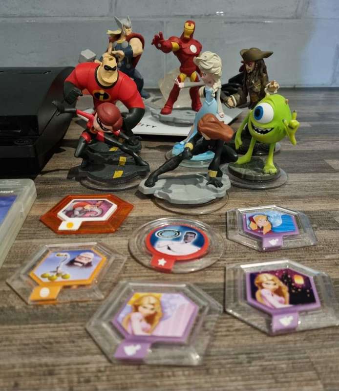PS3 160GB Console + Disney Infinity Bundle