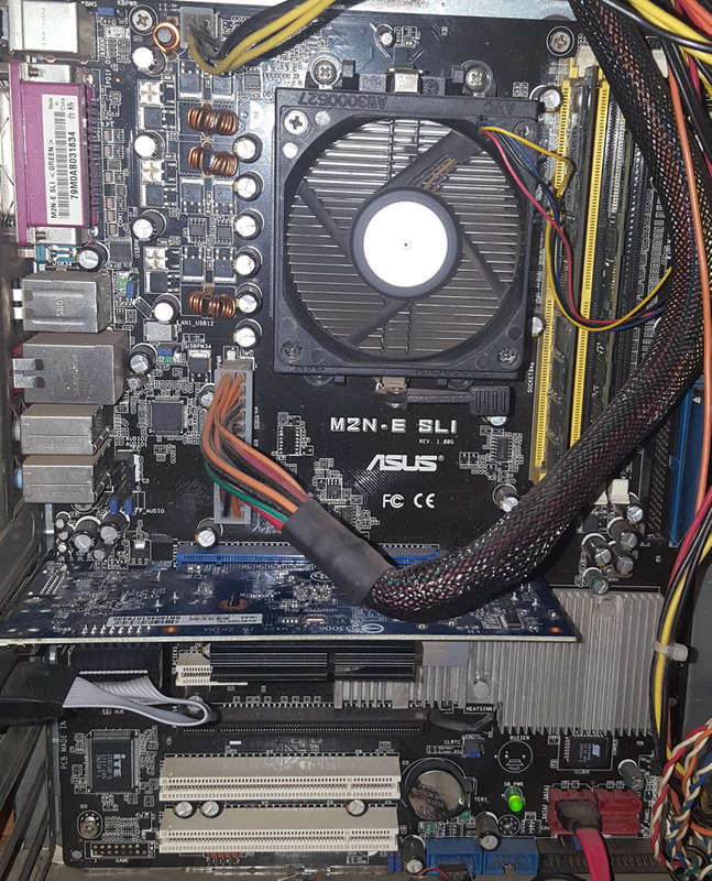 ..:: AMD Combo Deal ::.. AMD Athlon 64 X2 5200+, Asus M2N-E SLI, 3GB DDR2 800MHz