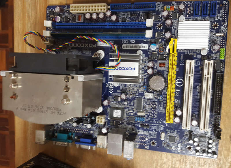 Foxconn G41MXE Series Motherboard + Intel Dual Core CPU (E6600@ 3.06GHz)+ 1GB DDR3 + Fan & Heat sink