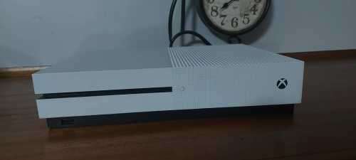 XBOX ONE S 1TB Console