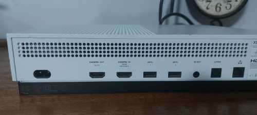 XBOX ONE S 1TB Console
