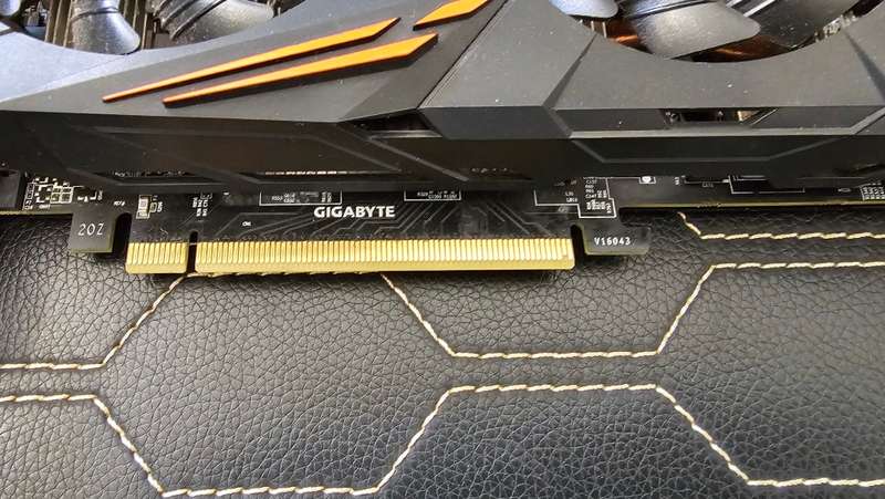 Gigabyte GTX 1070 8GB. Please read