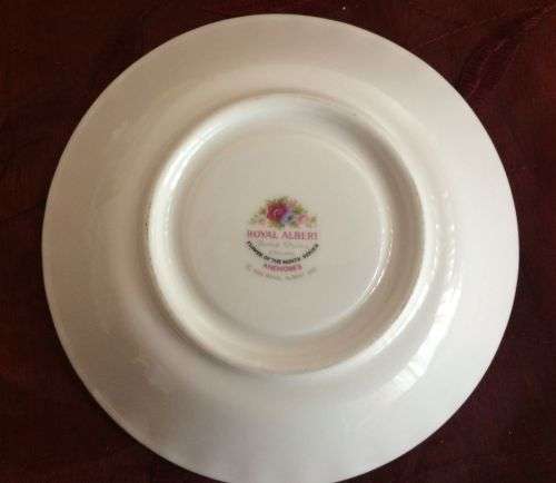 ROYAL ALBERT FLOWER OF THE MONTH - MARCH DUO