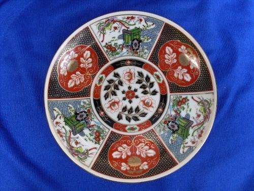 IMARI STYLE PLATE